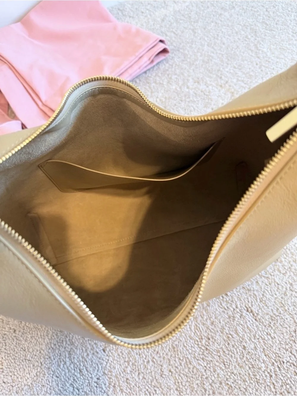Mansur Gavriel mansur gavriel